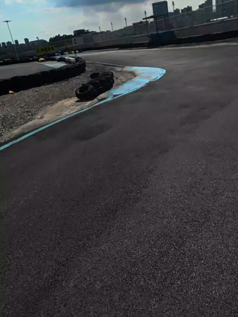 Extreme cornering shuttle experience